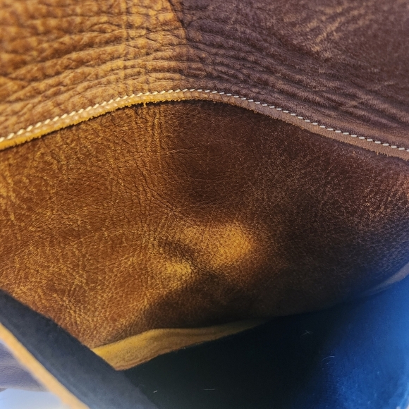 Roots vintage made in Canada bag in EUC - Picture 4 of 12